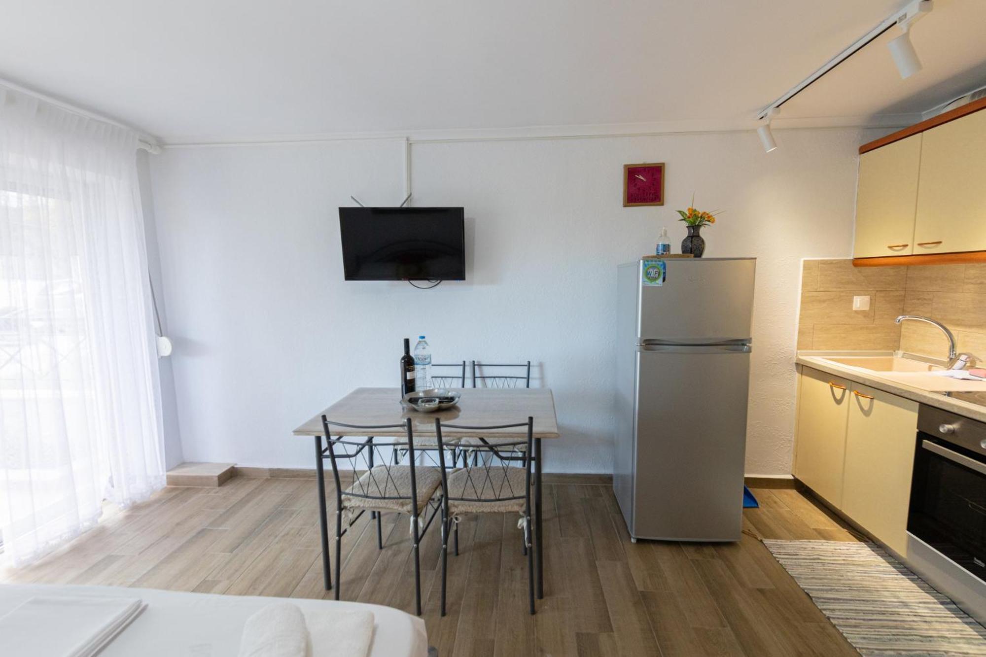 Toli Apartments Kallithea  Ngoại thất bức ảnh