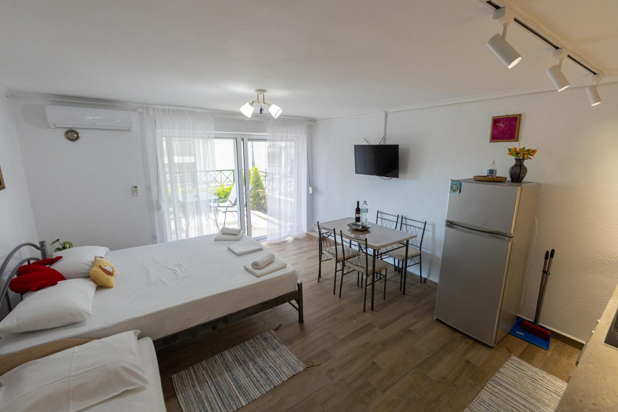 Toli Apartments Kallithea  Ngoại thất bức ảnh
