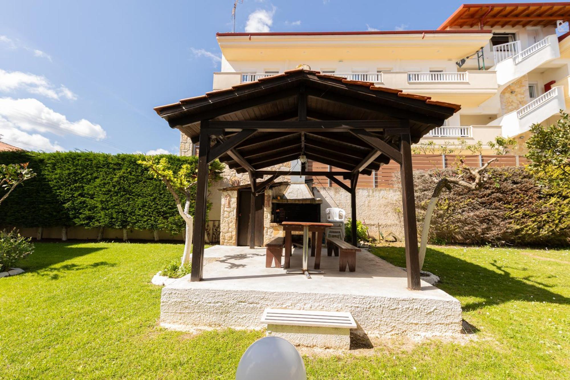 Toli Apartments Kallithea  Ngoại thất bức ảnh