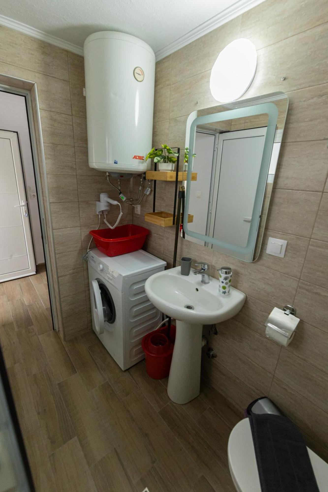 Toli Apartments Kallithea  Ngoại thất bức ảnh